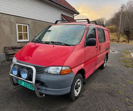 TOYOTA HIACE D-4D 4WD