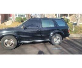 **1999 INFINITI QX4 **