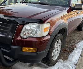 FORD EXPLORER SPORT TRAC TRUCK IN GOOD CONDITION