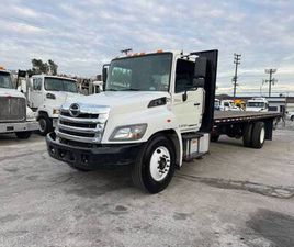 2019 HINO 268 FLATBED TRUCK