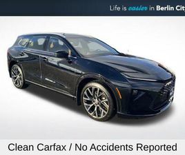 USED 2025 TOYOTA CROWN SIGNIA LIMITED