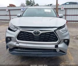 TOYOTA HIGHLANDER LE* AMBIENT* SMARTKEY* LANE ASSIST* М.ТОЧКА*