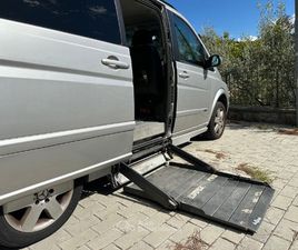 ALLESTITO CON ELEVATORE IDRAULICO PER PERSONE CON DISABILITÀ