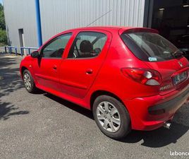 PEUGEOT 206+ VÉHICULE 206+ ROUGE