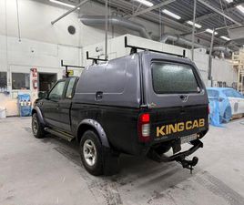 NP300 2.5 4WD MANUELL