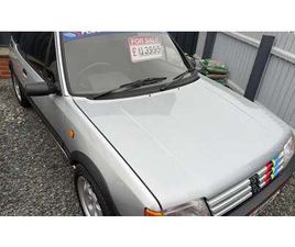 1990 H PEUGEOT 205 CTI CONVERTIBLE, ULTRA RARE , LOW MILES A VENDRE