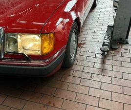 MERCEDES-BENZ W124 300 TE SIGNALROT | H-KENNZEICHEN