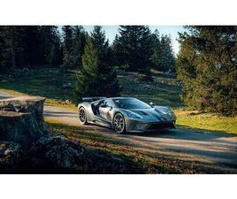 FORD GT 2018 FORD GT GRIS AUTOMATIQUE, 6 VITESSES CONDUITE À GAUC...