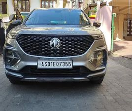 MG HECTOR PLUS