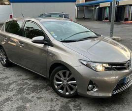 TOYOTA AURIS HYBRID 2015