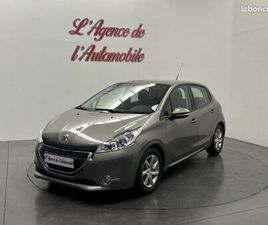PEUGEOT 208 1.6 VTI 95 CH / ECRAN CARPLAY GPS / RÉGULATEUR / CLIM / MOTEUR À CHAINE