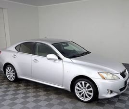 LEXUS IS 220