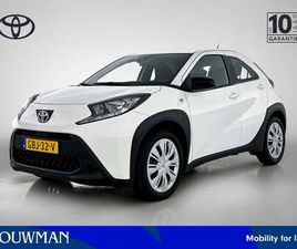 1.0 VVT-I S-CVT PLAY | CARPLAY/ANDROID AUTO | CAME