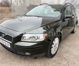 VOLVO V50 VOLVO V50 2.4 MOMENTUM