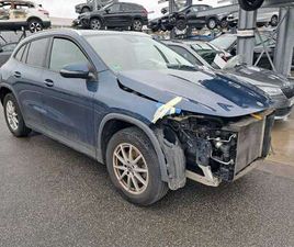 1.3I AUT. / € 13.215 NETTO / LEDER/ NAVI / ...