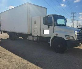 2012 HINO 268 W/SLEEPER AND LIFTGATE - NON CDL