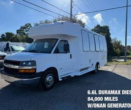 CHEVROLET G SERIES 2006 CHEVROLET G30 SHUTTLE BUS / RV V8 6.6L DURAMAX DIESEL 84,000 MI