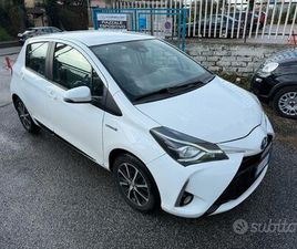 TOYOTA YARIS HYBRID **UNICO PROPRIETARIO**
