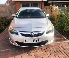 VAUXHALL ASTRA 2.0 CDTI SRI AUTO EURO 5 5DR