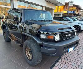 TOYOTA FJ CRUISER
