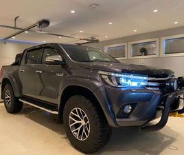 TOYOTA HILUX DOUBLE CABINE DBLE CAB 4WD 2.4L 150 D-4D BVA LEGENDE