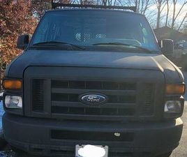 2011 FORD E250