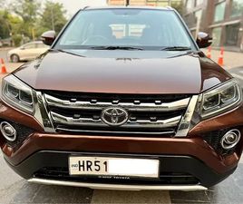 TOYOTA URBAN CRUISER