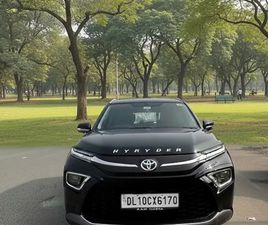 TOYOTA URBAN CRUISER