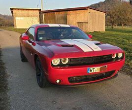 DODGE CHALLENGER MIT SPORTKLAPPENAUSPUFF