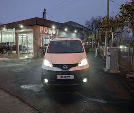 NISSAN NV200