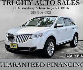 LINCOLN MKX 2013 LINCOLN MKX AWD SUV | PANORAMIC SUNROOF, NAVIGATION & BACKUP CAM.