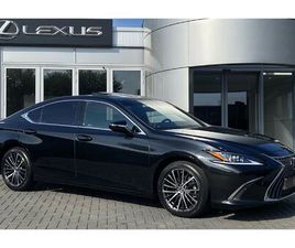 LEXUS ES ES 300H LEXUS ES 300H 35TH EDITION DIRECT LEVERBAAR GROOT-SCHERM BLIND-SPOT STUURVERW STOELVERW