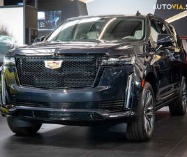 CADILLAC ESCALADE CADILLAC ESCALADE 6.2 ESV SPORT PLATINUM NVISION ZA 140 084 €