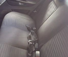 VOLKSWAGEN CROSSFOX VOLKSWAGEN CROSSFOX 1.6 MI TOTAL FLEX 8V 5P 2011