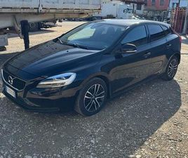 VOLVO V40 D2 VOLVO V-40