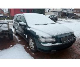 VOLVO NH VOLVO, V. 70 2,4 L BENZINER MIT ANHÄNGERKU...