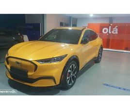 FORD MUSTANG MACH-E AWD PREMIUM