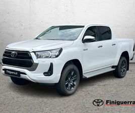 TOYOTA HILUX 2.D-4D 4WD PORTE DOUBLE CAB LOUNGE NUOVA A CIVATE