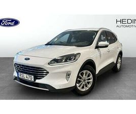 FORD KUGA TITANIUM 1.5 MANUELL 150HK RATTVÄRME CARPLAY