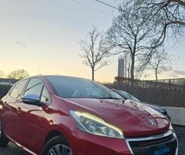 PEUGEOT 208 ② PEUGEOT 208 STYLE//ESSENCE//HISTOIRE COMPLÈTE/NAVI-PDC-CRUIS — PEUGEOT — 2EMEMAIN