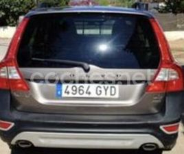 VOLVO XC70 2.4D MOMENTUM AUTO