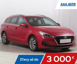 HYUNDAI I30 1.4 T-GDIFAMILY, SR,2.MAJ, SERV.KNIHA