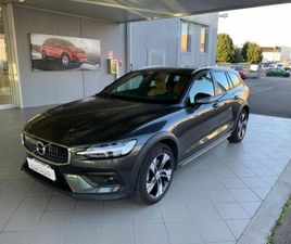 VOLVO V60 CROSS COUNTRY D4 AWD GEARTRONIC SUMMUM DEL 2020 USATA A MUGGIA
