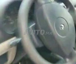 RENAULT CLIO RENAULT CLIO ESSENCE MANUELLE 2003 À AGADIR