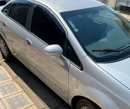 FIAT LINEA ESSENCE 1.8 FLEX 16V 4P 2013