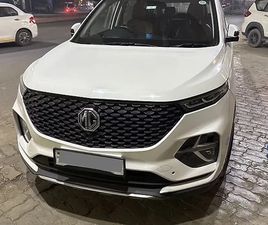 MG HECTOR PLUS