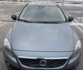 VOLVO V40 CROSS COUNTRY D2 POWERSHIFT MOMENTUM
