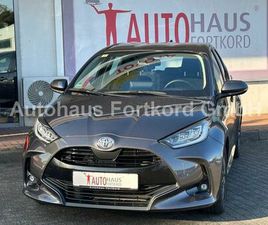 TOYOTA YARIS TEAM DEUTSCHLAND 1.5 - NAVI, LED, SH, BT