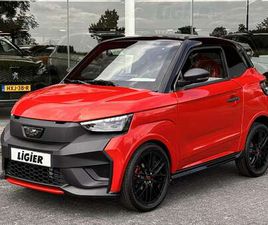 LIGIER JS50 LIGIER JS50 ULTIMATE BLACK LINE | AIRCO | STUURBEKRACHTIGING | ANDROID AUTO BROMMOBIEL NIEUW VOORRAAD BROMMOBIEL