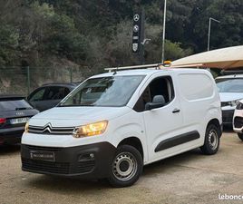 CITROEN BERLINGO TAILLE M BLUEHDI 100 BVM SHINE CARPLAY/CAMERA DE RECUL/DOUBLE VERROUS/TRIANGLE LUMINEUX